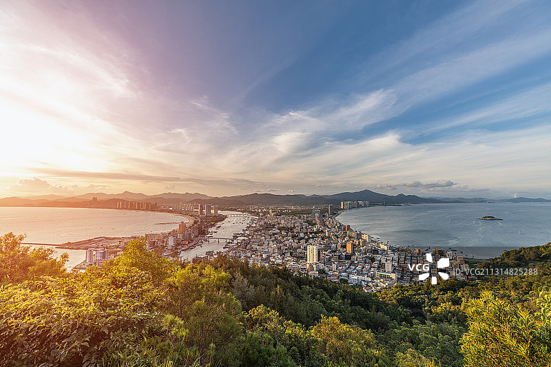 广东惠州双月湾日落全景图片素材