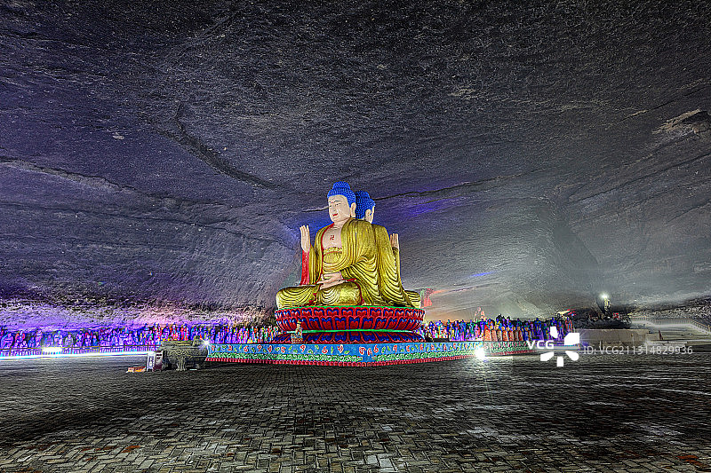重庆金佛山：天下第一佛洞——古佛洞 中国洞穴“三个最”图片素材