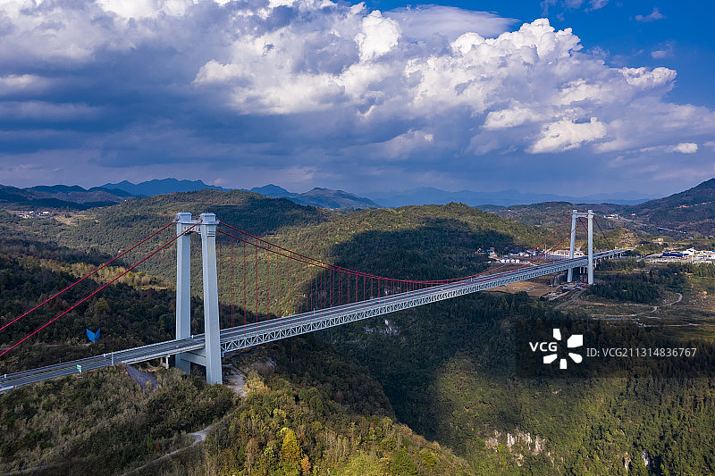 湖南湘西：张花高速澧水大桥图片素材