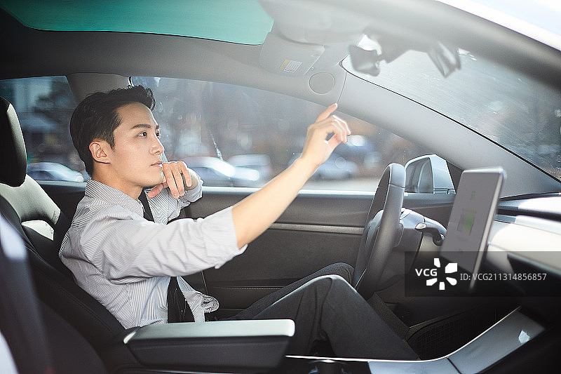 无人驾驶汽车、5G和第四次工业革命电动汽车图片素材