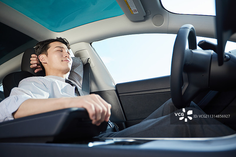 无人驾驶汽车、5G和第四次工业革命电动汽车图片素材