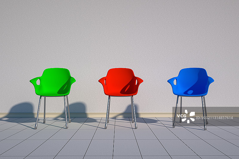 排列整齐的红蓝绿椅子图片素材