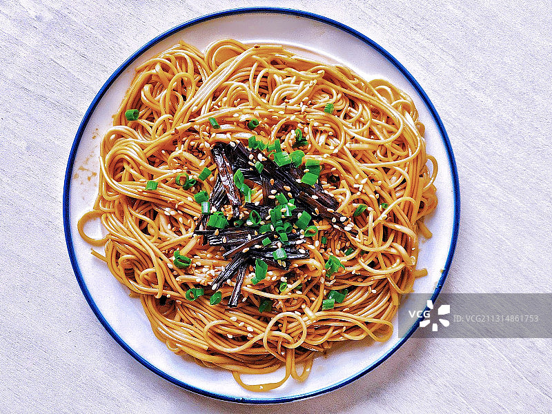 葱油拌面图片素材