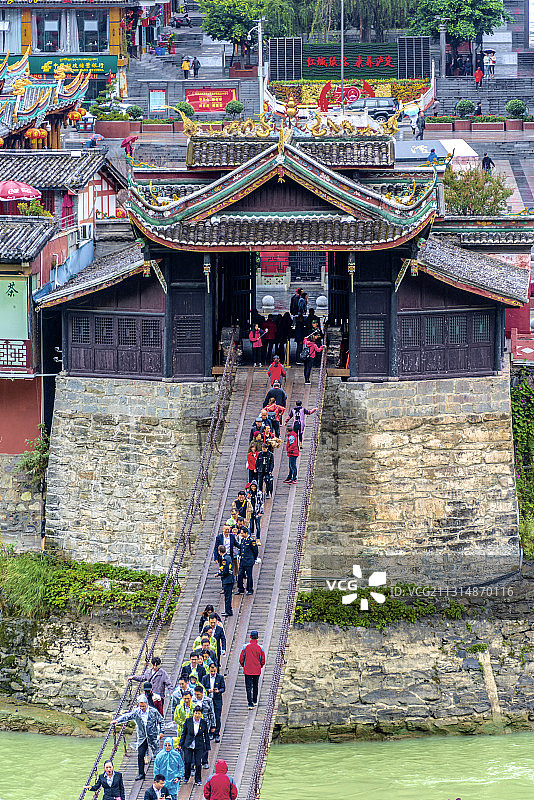 中国四川省甘孜州泸定县泸定桥景区图片素材