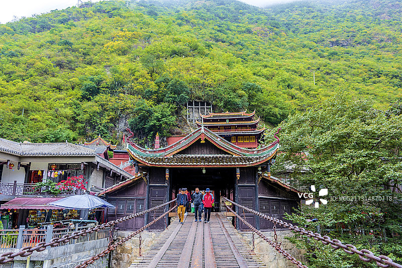 中国四川省甘孜州泸定县泸定桥景区图片素材