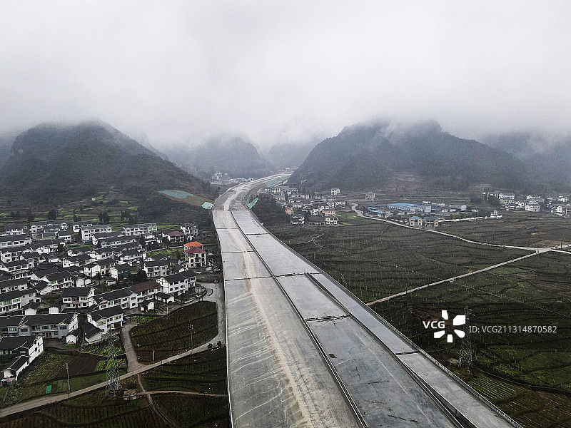贵州省遵义市绥阳县蒲场镇：兰海高速重遵扩容工程蒲场枢纽互通图片素材
