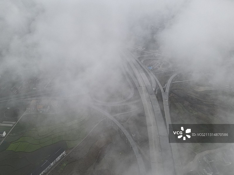 贵州省遵义市绥阳县蒲场镇：兰海高速重遵扩容工程蒲场枢纽互通图片素材