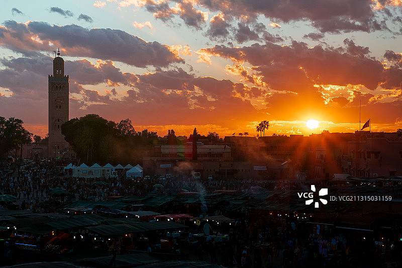 摩洛哥日落时分建筑物高角度视图图片素材