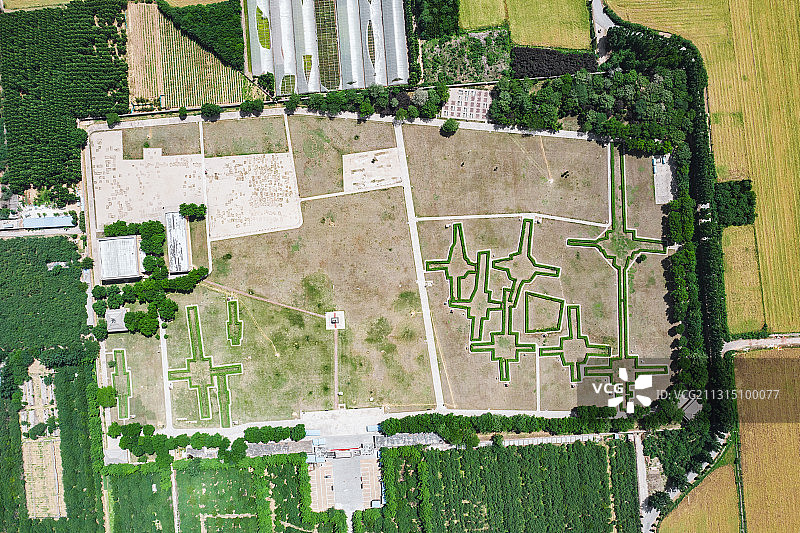 河南安阳殷墟王陵遗址航拍图片素材