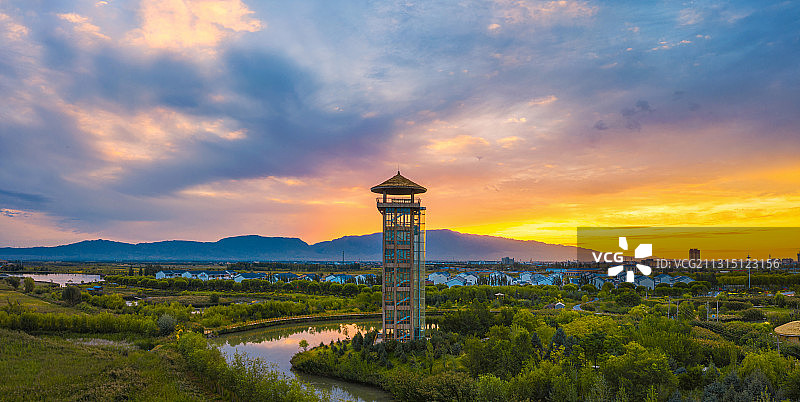 航拍张掖国家湿地公园晨曦图片素材