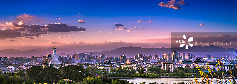 鸟瞰北海公园白塔城市风光超清北京正西方向全景图图片素材