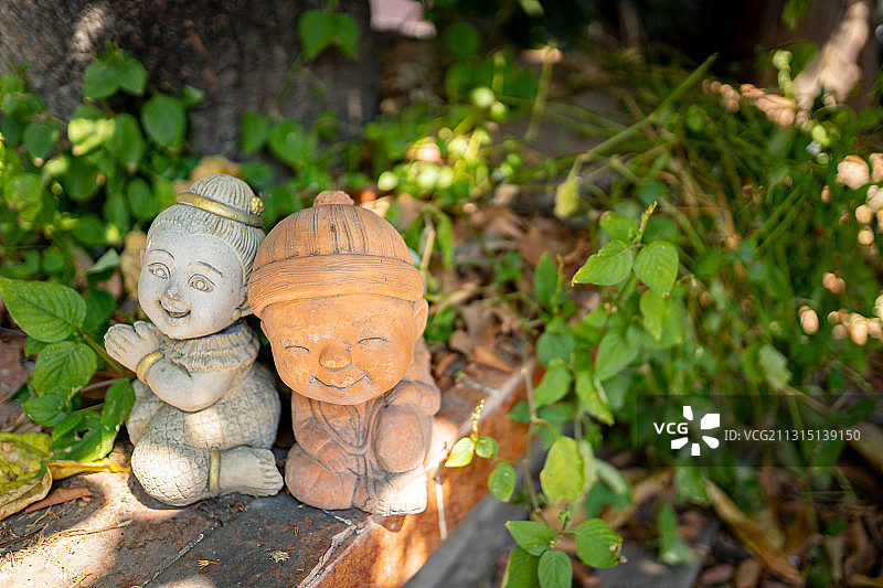 泰国寺庙内小雕像图片素材