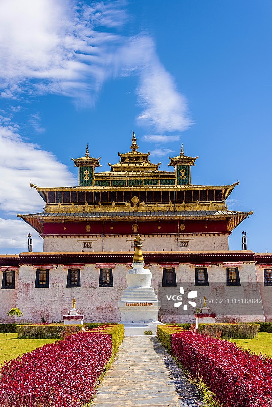中国西藏山南桑耶寺金大殿图片素材
