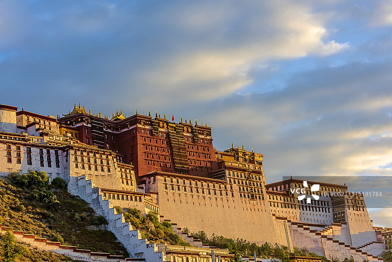 中国西藏拉萨布达拉宫图片素材