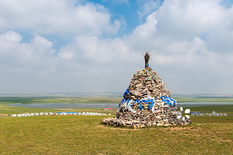 多伦草原敖包图片素材