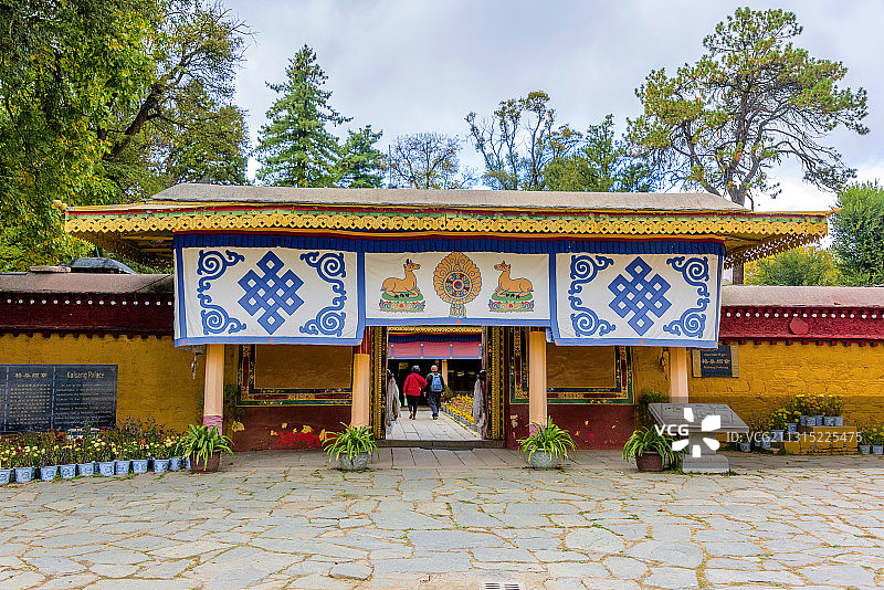 中国西藏拉萨罗布林卡格桑颇章图片素材