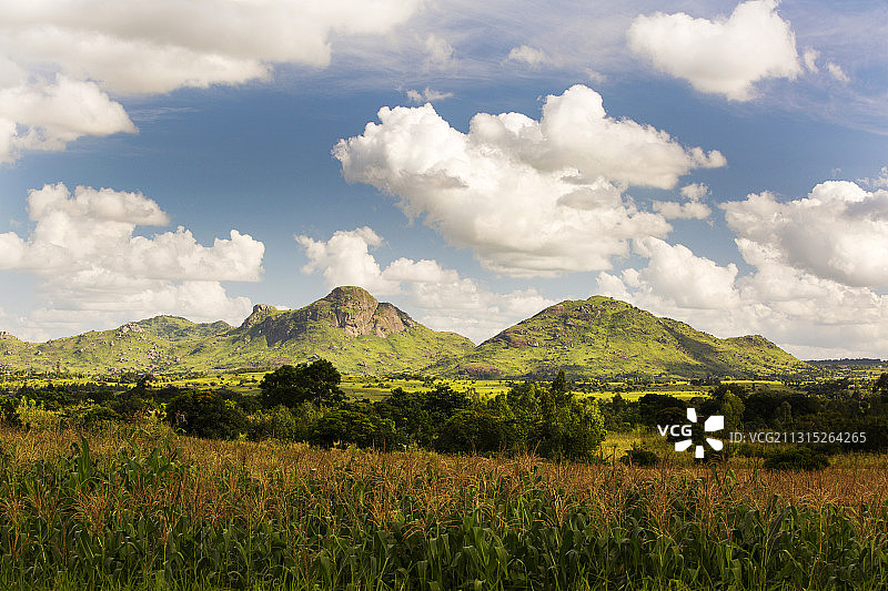 马拉维布兰太尔附近的花岗岩小丘图片素材