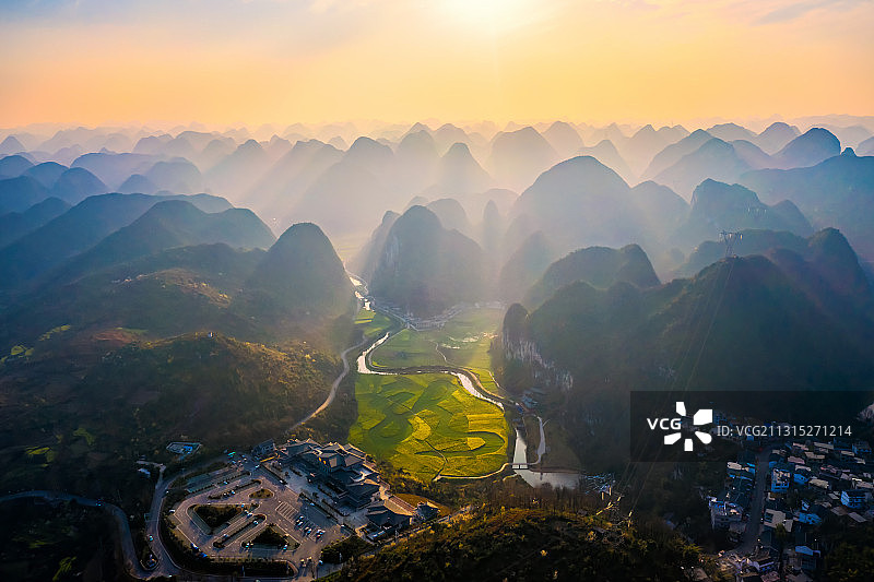 贵州安顺龙字田风光图片素材