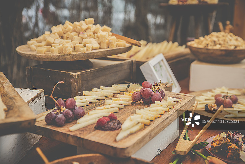 桌上美食特写，西班牙阿尔赫西拉斯图片素材