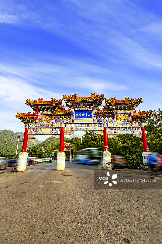 北京市门头沟区金顶妙峰山牌坊图片素材