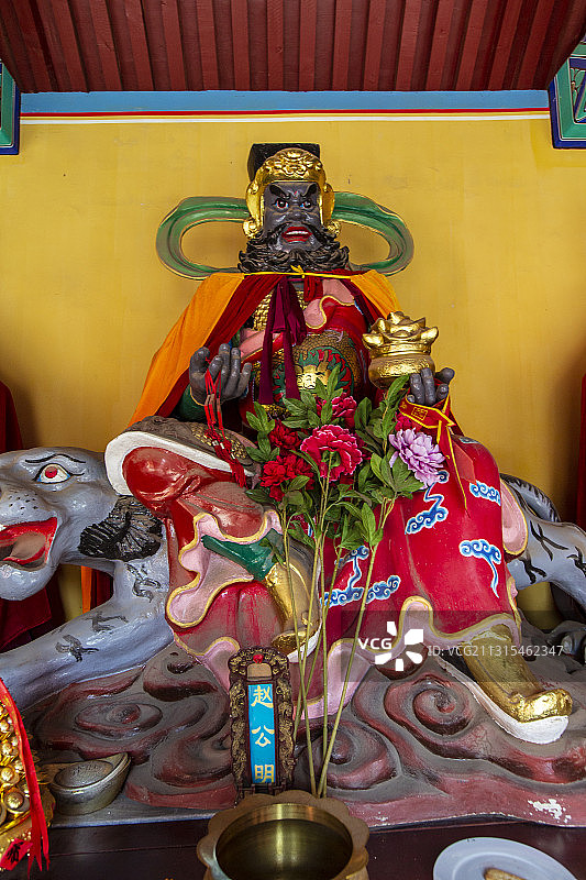 北京市门头沟区金顶妙峰山回香阁（财神庙）财神殿赵公明雕像图片素材