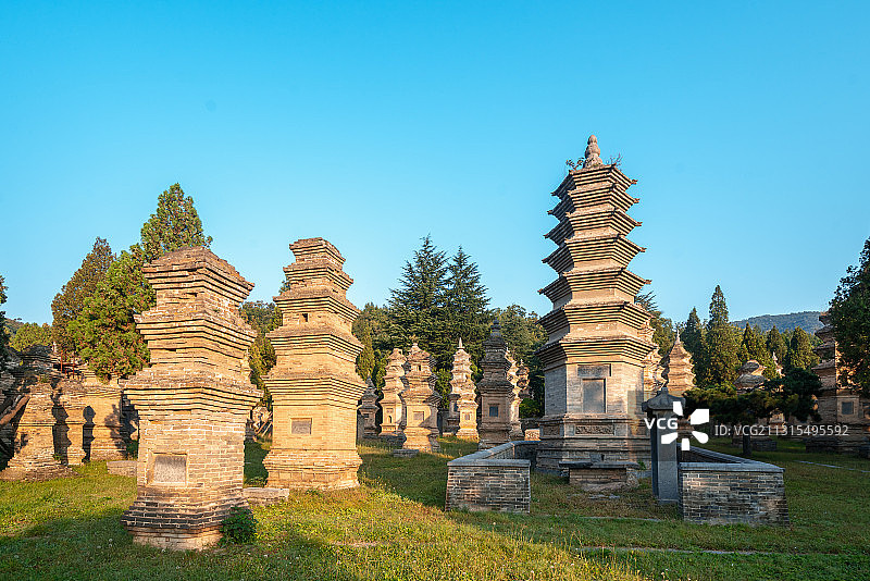 登封少林寺塔林图片素材