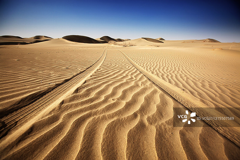 沙漠之路图片素材