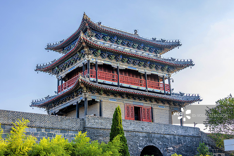 中国山东烟台蓬莱阁蓬莱水城振扬门图片素材