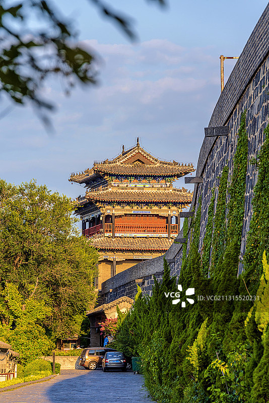 中国山东烟台蓬莱阁蓬莱水城振扬门图片素材