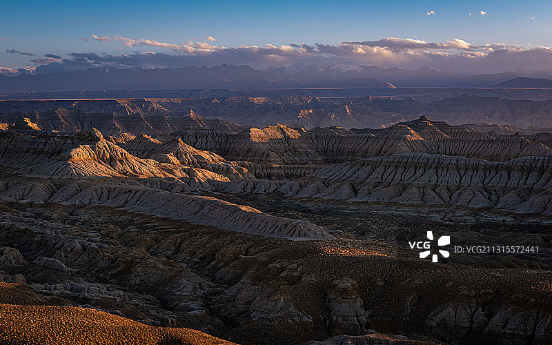 扎达土林图片素材