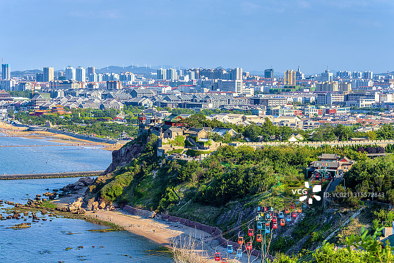 中国山东烟台蓬莱阁古建筑群图片素材