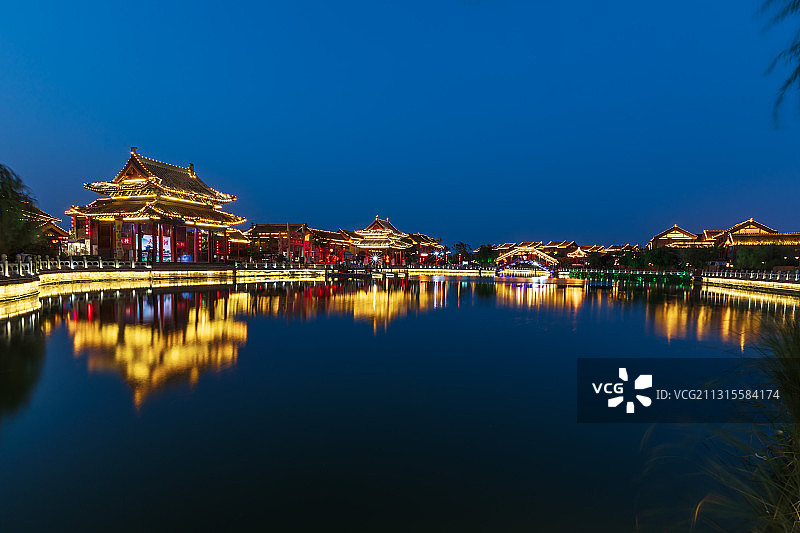 开封大宋御河夜景图片素材