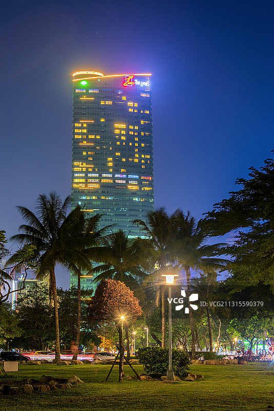 中国台湾台中草悟道夜景图片素材