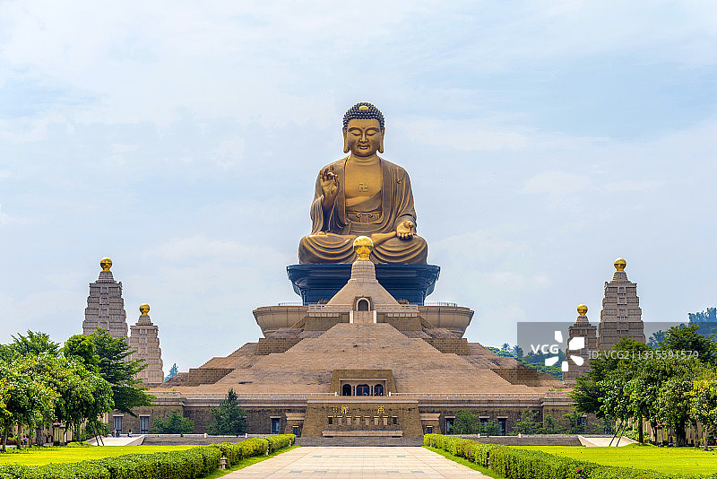 台湾高雄佛光山佛陀纪念馆佛光大佛图片素材