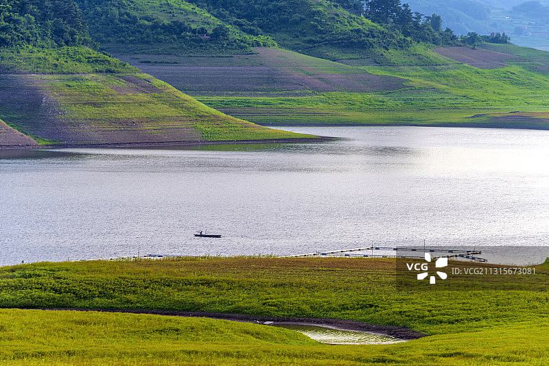 中国辽宁丹东鸭绿江沿岸风光图片素材