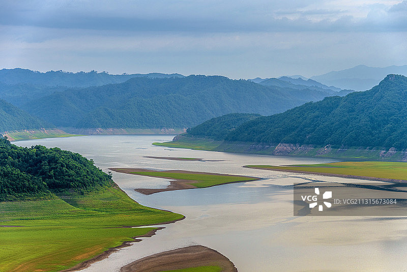 中国辽宁丹东鸭绿江沿岸风光图片素材