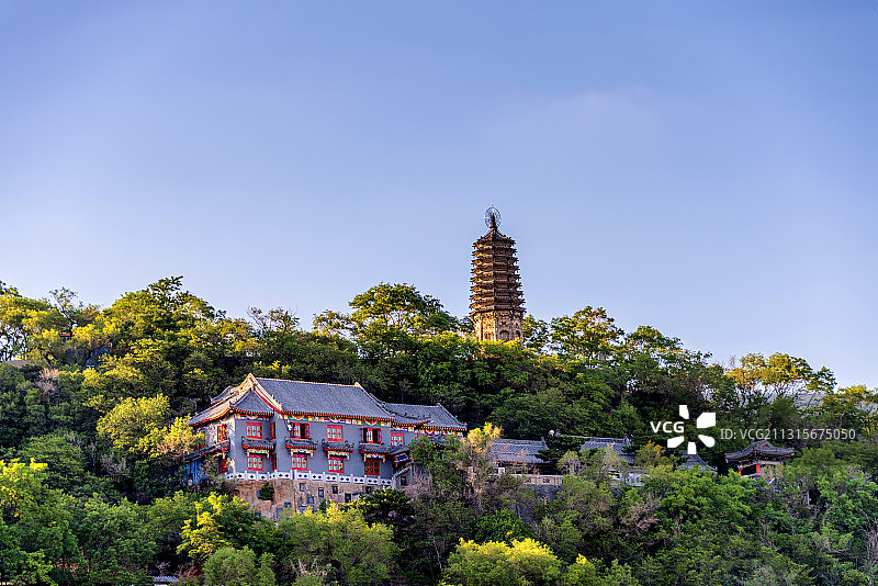 中国东北辽宁省抚顺市高尔山图片素材