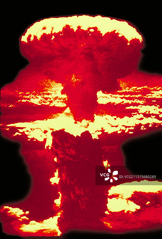 1945年长崎原子弹爆炸图片素材