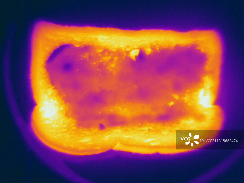热吐司的热成像图图片素材