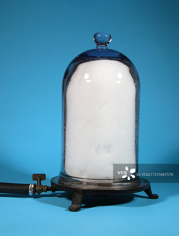 真空剃须膏，共8张中的第7张图片素材