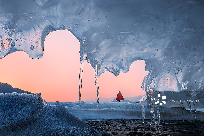 冰洞暮色 Ice Cave图片素材