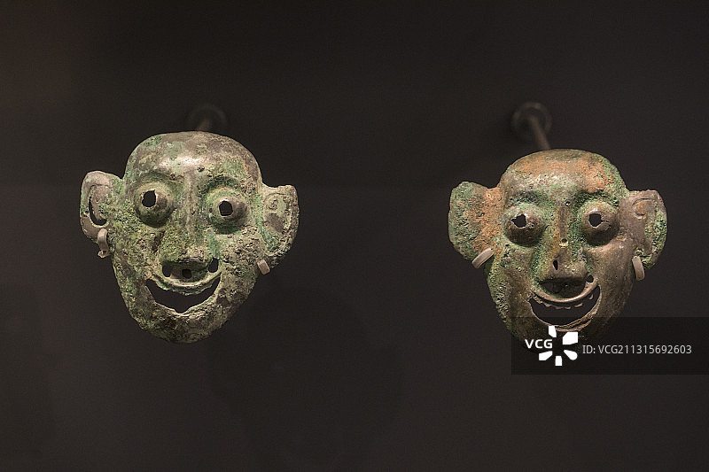 北京首都博物馆藏商代青铜面具图片素材
