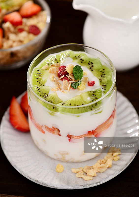 水果麦片酸奶图片素材