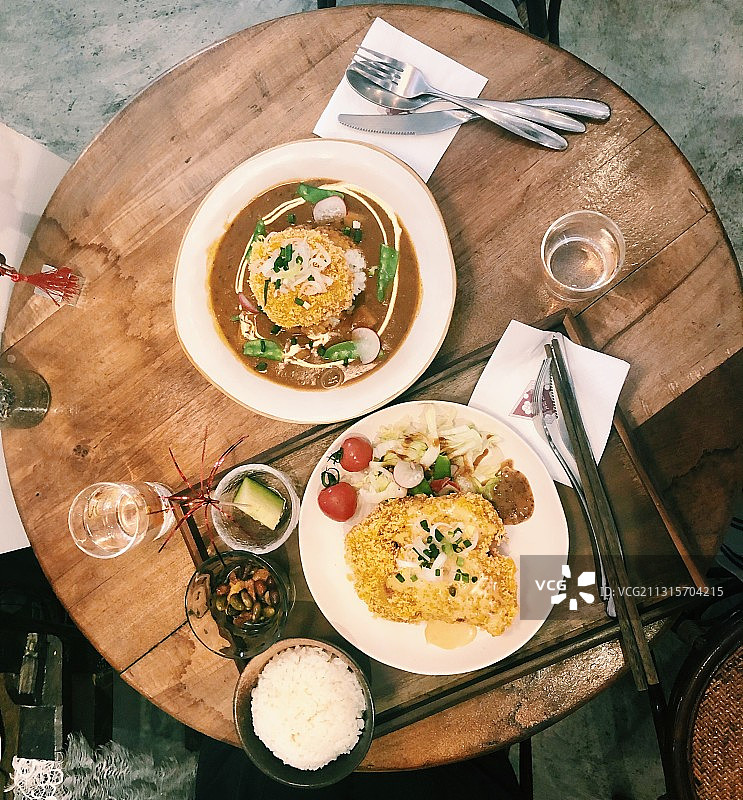 享受美食图片素材