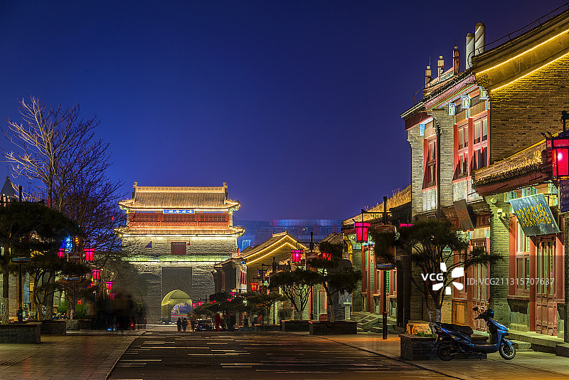 中国河北秦皇岛山海关古城望洋楼夜景图片素材