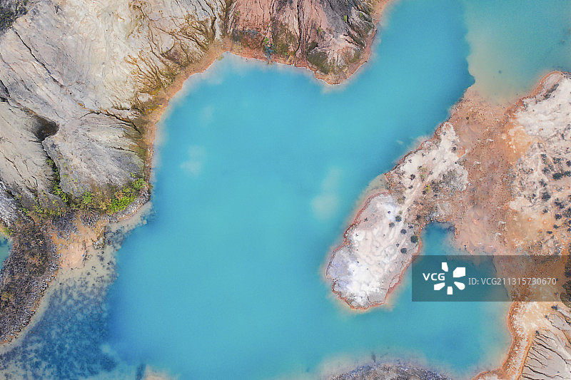 柳州八一锰矿矿坑——柳版可可托海图片素材