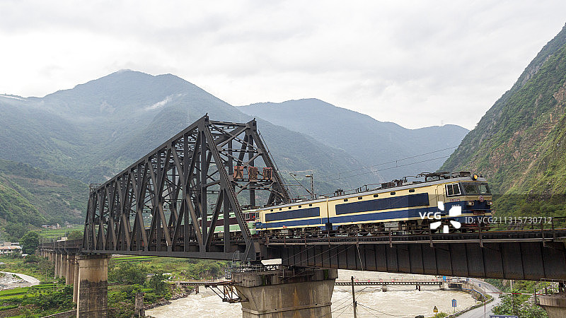 成昆铁路大渡河桥图片素材