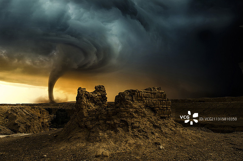 榆林窟的龙卷风图片素材