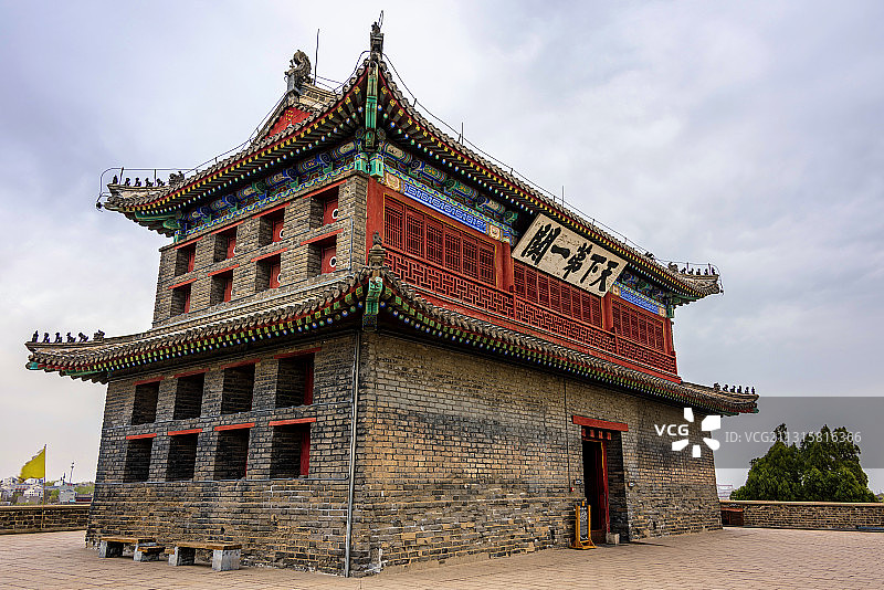 中国河北秦皇岛山海关古城东门镇东楼图片素材