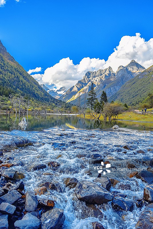 四姑娘山图片素材